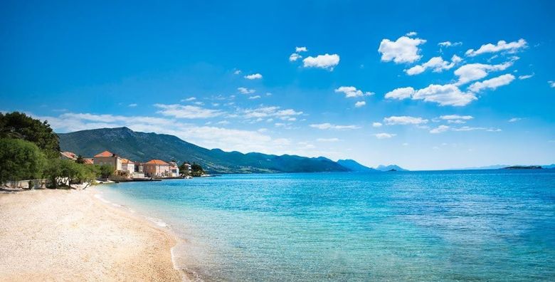 Putovanja - Akcija, popust i sniženje. (ponuda: 252714)