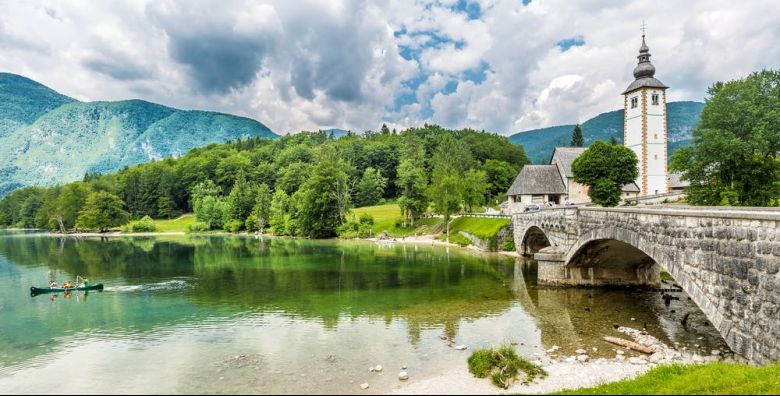 Putovanja - Akcija, popust i sniženje. (ponuda: 252769)