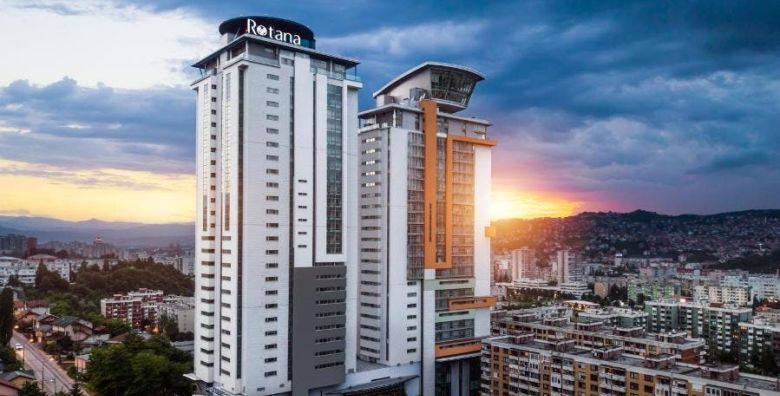 Bosmal Arjaan by Rotana  Luksuzan odmor u Sarajevu Sarajevo Bosna i Hercegovina  234 EUR  2x nocenje u Deluxe apartmanu sa spektakularnim pogledom na grad za 2 osobe Dorucak