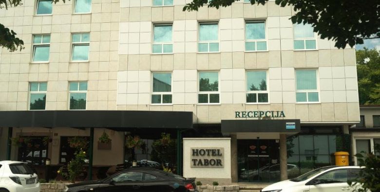 Hotel Tabor Sezana  Dozivite caroliju adventnog Trsta Sezana Slovenija  265 €