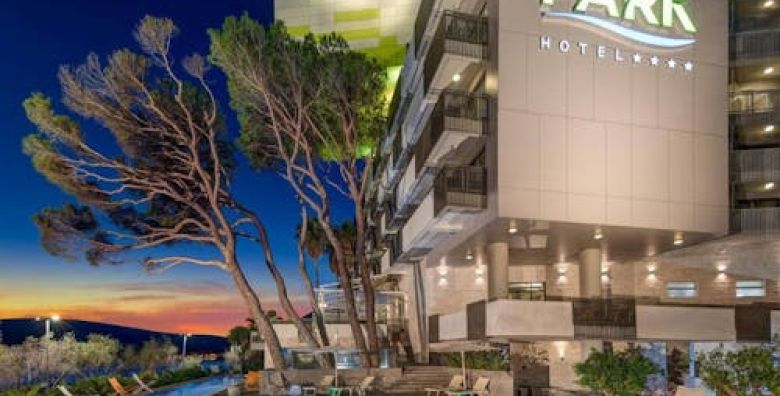 Carine Hotel Park  All inclusive proljece uz more Bijela Crna Gora  445 €