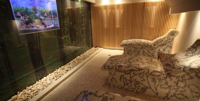 Hotel Hollywood  Wellness odmor u Sarajevu Sarajevo Bosna i Hercegovina  74 EUR  1x nocenje u dvokrevetnoj Superior sobi za 2 osobe Dorucak