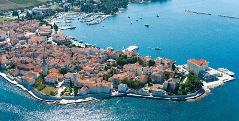 Hotel Albatros Plava Laguna  First minute all inclusive obiteljsko ljeto u Porecu Porec Istra Hrvatska  1769 €