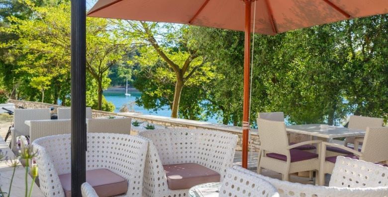 Jadran - Akcija, popust i sniženje. (ponuda: 254200)