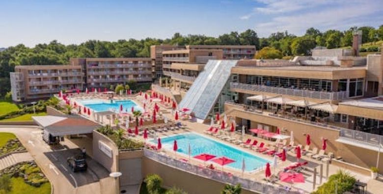 Hotel Molindrio Plava Laguna  Proljece i 1 svibanj u Porecu Porec Istra Hrvatska  299 €