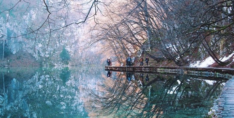 Camping Plitvice  Zimski odmor s ulazom u Plitvice Smoljanac Plitvicka jezera Hrvatska  260 EUR  2x nocenje u Premium mobilnim kucicama za 2 osobe Dorucak od svjezih lokalnih namirnica