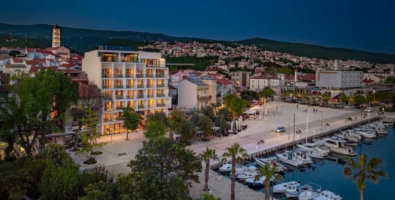 Putovanja - Akcija, popust i sniženje. (ponuda: 254390)