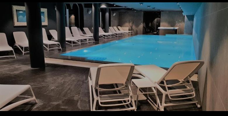 Aminess Vival Lisanj Family Hotel  First minute obiteljski all inclusive light s animacijom  Obiteljska soba Novi Vinodolski Hrvatska  360 EUR  2x nocenje u Standard obiteljskoj sobi sa dvije spavace sobe za 2 osobe  2 djece do 14 99 godina i 1 dijete do 2 99 godina besplatno  All inclusive light