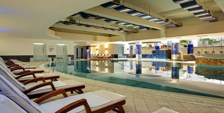 Valamar Diamant Hotel  Obiteljski odmor u Porecu tijekom tjedna Porec Istra Hrvatska  283 €