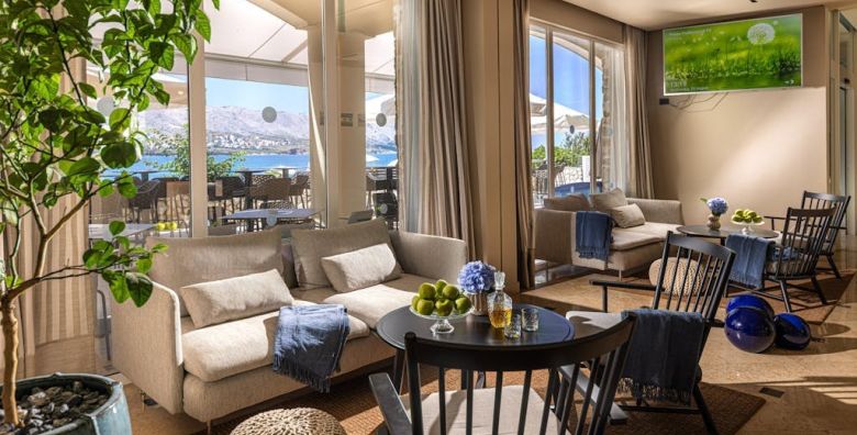 Family Hotel Pagus  First minute all inclusive rujan na Pagu Pag Sjeverna Dalmacija Hrvatska  397 EUR  3x nocenje u dvokrevetnoj Standard sobi s balkonom pogled park  za 2 osobe 1 dijete do 12 godina i 1 dijete do 2 99 godina  All inclusive