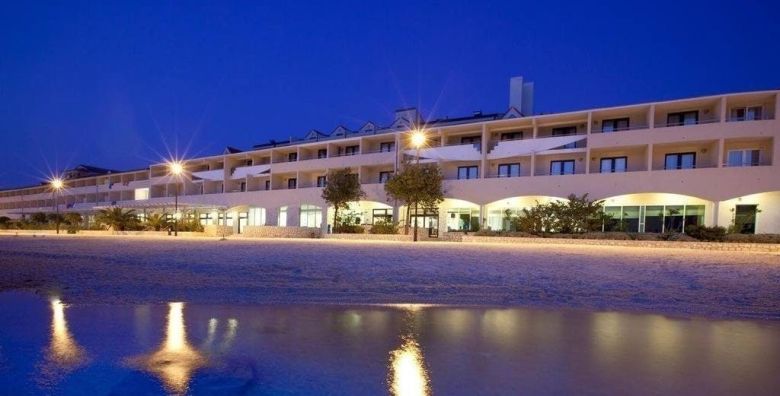 Family Hotel Pagus  First minute all inclusive ljeto na Pagu Pag Sjeverna Dalmacija Hrvatska  859 EUR  3x nocenje u Family room pogled more  za 2 osobe 2 djece do 12 godina i 1 dijete do 2 99 godina  All inclusive