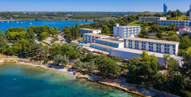 Hotel Plavi Plava Laguna  Ozujak u Porecu Porec Istra Hrvatska  238 €