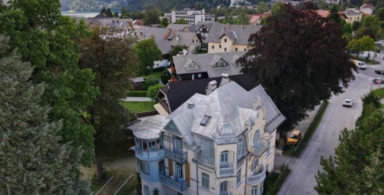 Vila Ana  Odmor na Bledu  Bled Slovenija  120 EUR  1x nocenje u apartmanu za 2 osobe 1x dorucak kosarica