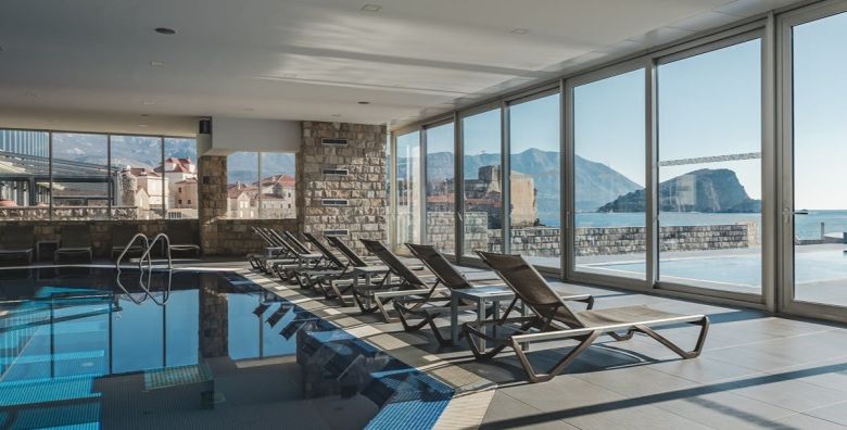 Hotel Avala Resort  Villas  Odmor uz more Budva Crna Gora  305 €