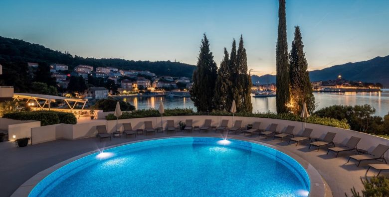 Aminess Younique Liburna Hotel  Obiteljski first minute odmor na Korculi Korcula Dalmacija Hrvatska  784 €