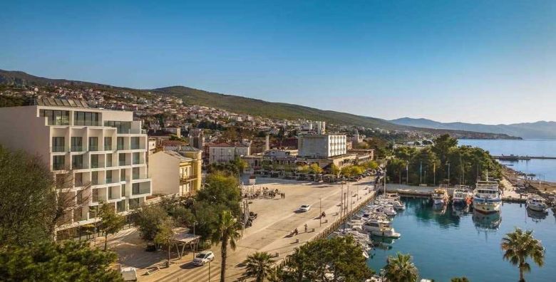 Estetska kirurgija - Akcija, popust i sniženje. (ponuda: 255139)