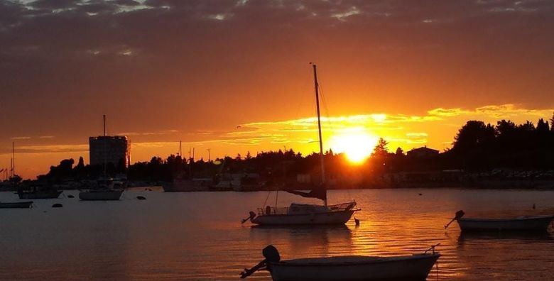 2 djece boravi gratis - Akcija, popust i sniženje. (ponuda: 255333)