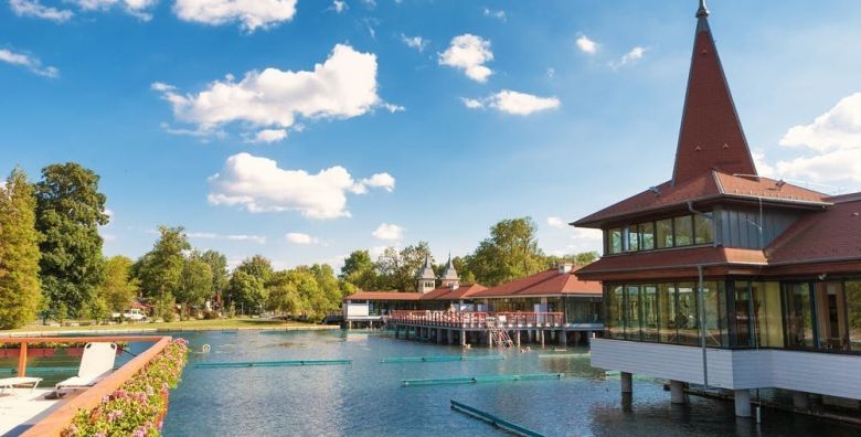 Arany Szőlő Wellness Apartmanház Hévíz Hévíz Madjarska  99 €