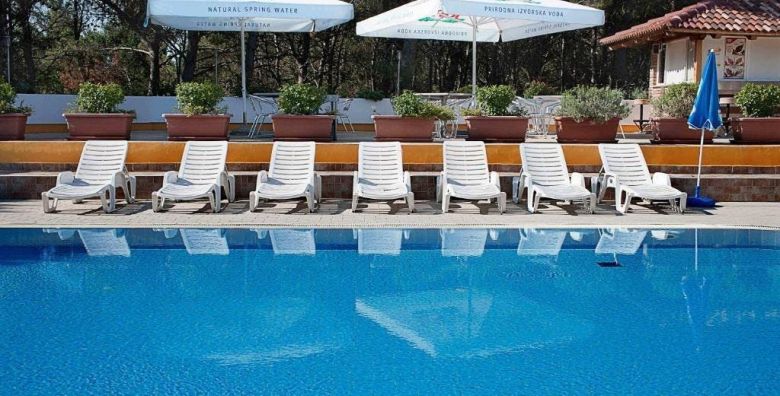 Hotel Pula  First minute ljeto u Puli Pula Istra Hrvatska  964 €