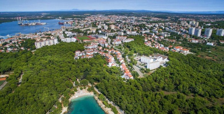 Hotel Pula  First minute ljeto u Puli Pula Istra Hrvatska  755 €