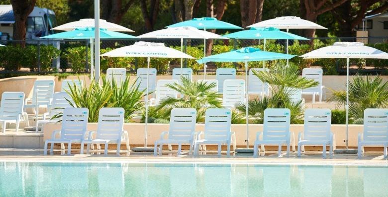 Camping Stella Maris Mobile Homes  First minute ljeto u Istri Umag Istra Hrvatska  1017 €