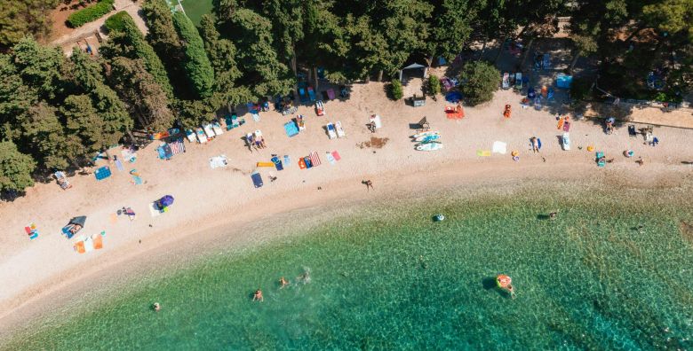 Aminess Vival Casa Velaris  First minute ljeto na Bracu Supetar otok Brac Dalmacija Hrvatska  830 EUR  4x nocenje u dvokrevetnoj Standard sobi sza 2 osobe 1 dijete do 2 99 godina besplatno  Polupansion