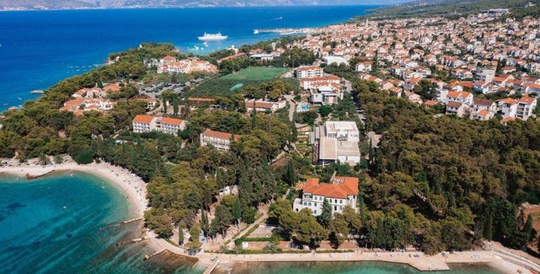 Aminess Vival Casa Velaris  First minute ljeto na Bracu Supetar otok Brac Dalmacija Hrvatska  703 EUR  4x nocenje u dvokrevetnoj Standard sobi sza 2 osobe 1 dijete do 2 99 godina besplatno  Polupansion