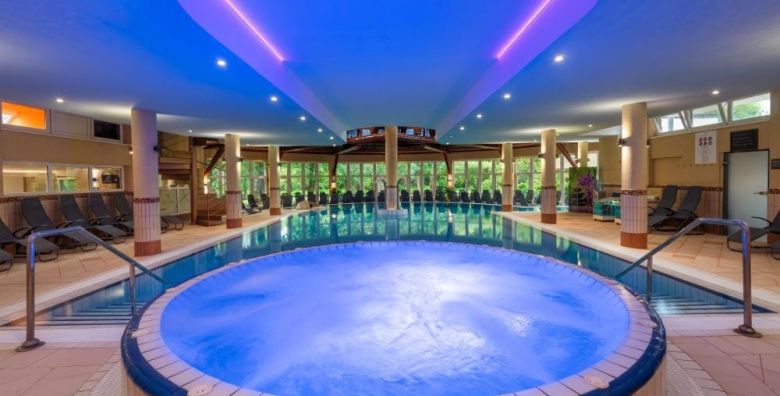 Lotus Therme Hotel  Spa  Luksuzan wellness odmor u Hévízu Hévíz Madjarska  514 EUR  3x nocenje u Standard dvokrevetnoj sobi za 2 osobe Polupansion