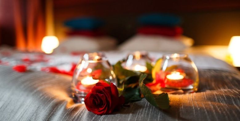 Hotel Dvorac Jurjevec  Valentinovo u raskosnom stilu Dvorca Jurjevec Brezane Lekenicke Hrvatska  540 EUR  2x nocenje u dvokrevetnoj Standard sobi za 2 osobe Dorucak