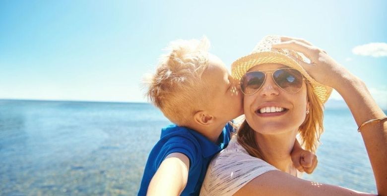 Pansion Delfin  First minute ljeto na Krku za obitelji Omisalj otok Krk Hrvatska  795 EUR  5x nocenje u Standard sobi za 2 osobe 2 djece do 11 99 godina besplatno  Polupansion buffet dorucak i vecera 