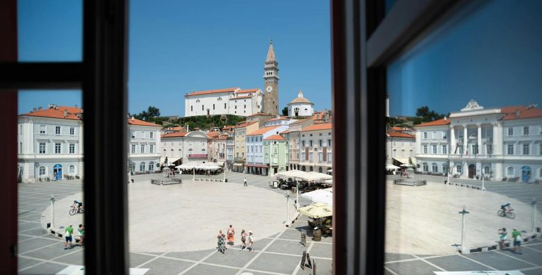  Art Hotel Tartini  Proljetni odmor u Piranu tijekom tjedna Piran Slovenija  80 €