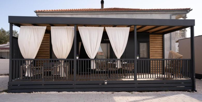 Putovanja - Akcija, popust i sniženje. (ponuda: 256892)