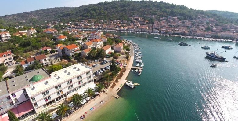Hotel Posejdon  All inclusive 1 svibanj proljece i jesen na Korculi  Vela Luka Korcula Dalmacija Hrvatska  349 €