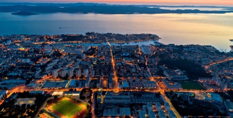 Putovanja - Akcija, popust i sniženje. (ponuda: 256977)