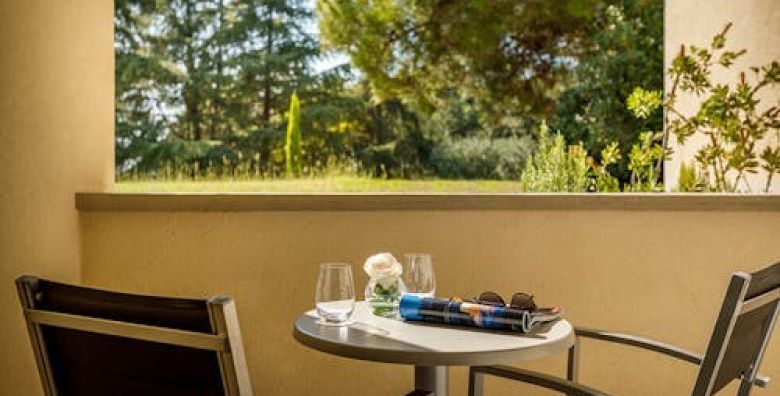 Valamar Parentino Hotel  Obiteljski vikend odmor u Porecu Porec Istra Hrvatska  363 EUR  2x nocenje u sobi Room for 2 2 s balkonom za 2 osobe 2 djece do 11 99 godina besplatno  Polupansion