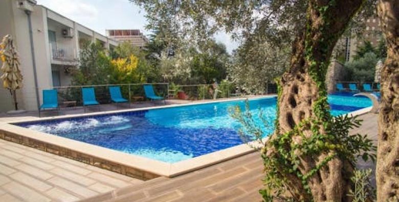 Hotel Castellastva  Jesen u Petrovcu Petrovac Crna Gora  225 €
