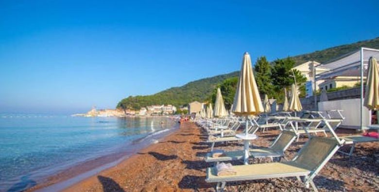 Hotel Palas Petrovac  Odmor u Petrovcu Petrovac Crna Gora  341 €