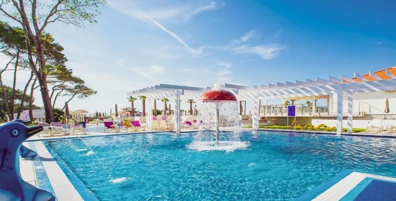 Azul Beach Resort Montenegro  All inclusive odmor Ulcinj Crna Gora  1 169 EUR  4x nocenje u Two bedroom suite za 2 osobe All inclusive