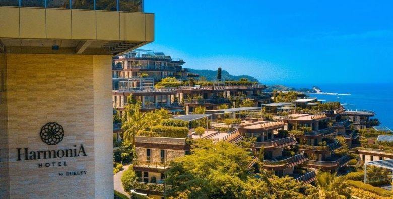 Hotel Harmonia by Dukley  Raskosan obiteljski wellness odmor Budva  Crna Gora  195 EUR  2x nocenje u dvokrevetnoj Standard sobi za 2 osobe 1 dijete do 11 99 godina besplatno  Dorucak