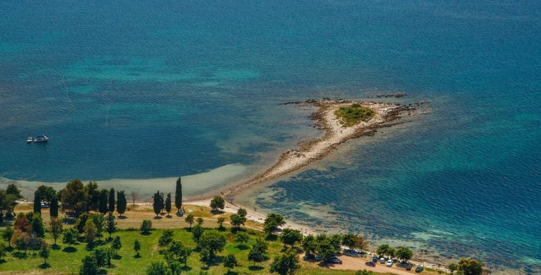 Apartments Katoro Plava Laguna  First minute 1 svibanj u Istri Umag Istra Hrvatska  147 EUR  2x nocenje u Classic apartmanu 2 2 za 4 osobe Koristenje vanjskog bazena za odrasle i bazena za djecu