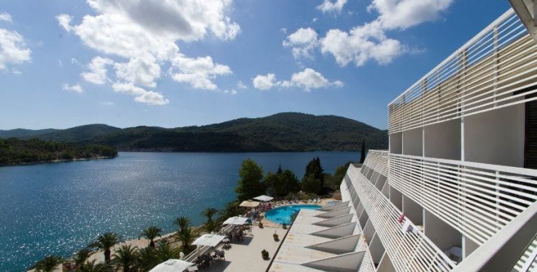 Adria All Inclusive Hotel  First minute all inclusive odmor na Korculi  soba pogled na more Vela Luka Korcula Dalmacija Hrvatska  658 €
