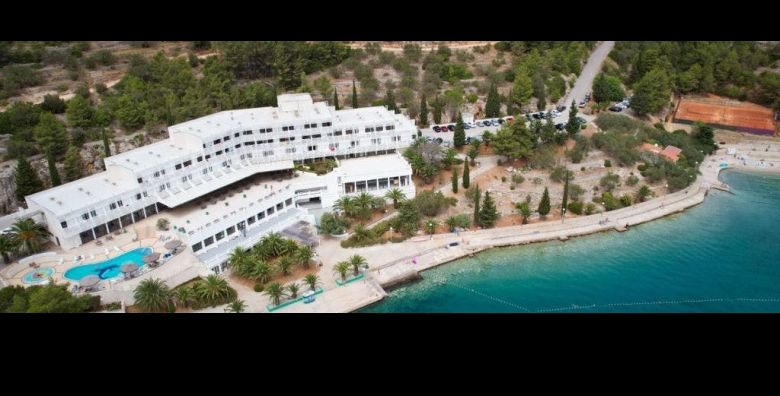 Adria All Inclusive Hotel  First minute all inclusive odmor na Korculi Vela Luka Korcula Dalmacija Hrvatska  588 €
