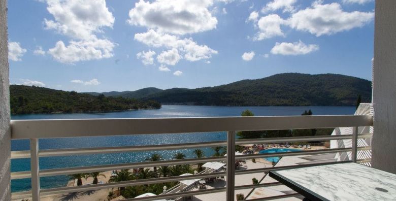 Adria All Inclusive Hotel  First minute all inclusive odmor na Korculi  soba pogled na more Vela Luka Korcula Dalmacija Hrvatska  1439 €