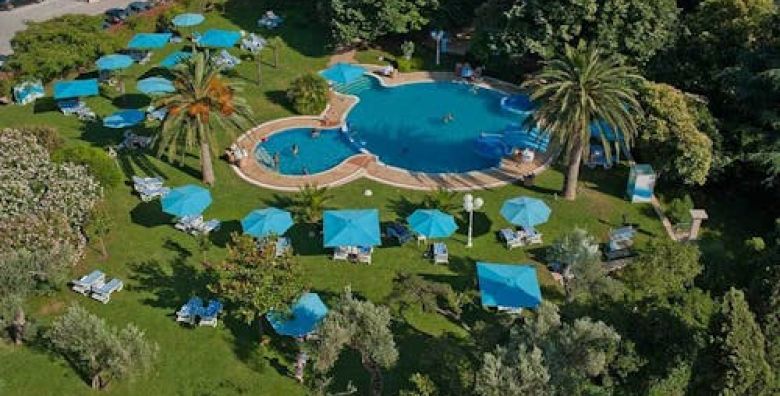 Hotel Rivijera  Ljeto u Petrovcu Petrovac Crna Gora  420 €