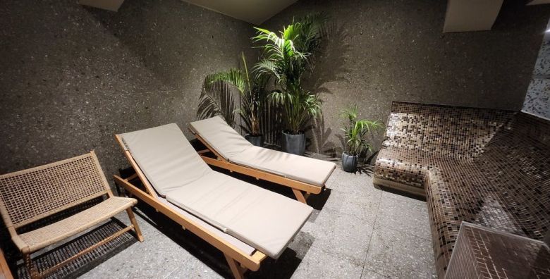 Hotel Terme Jezercica  Zimsko opustanje u Termama tijekom vikenda  Standard plus soba Donja Stubica Hrvatska  419 EUR  2x nocenje u Standard plus sobi za 2 osobe 1 dijete do 13 99 godina i 1 dijete do 4 99 godina besplatno  Polupansion