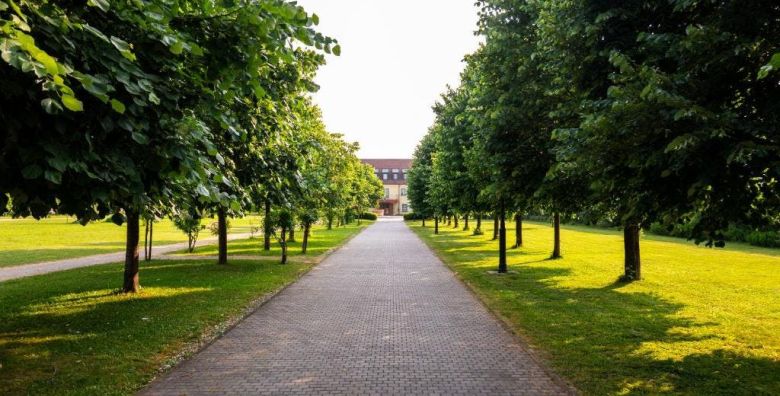 Hotel Dvorac Jurjevec  Odmor u raskosnom stilu Dvorca Jurjevec Brezane Lekenicke Hrvatska  599 EUR  3x nocenje u dvokrevetnoj Standard sobi za 2 osobe Polupansion u 3 slijeda