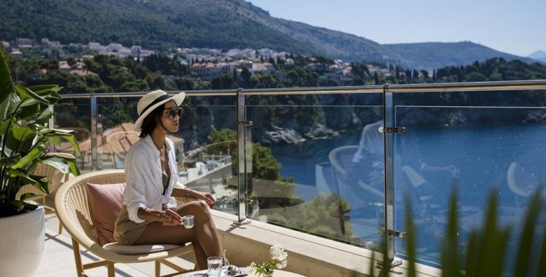 Rixos Premium Dubrovnik  Posebno opustanje uz ples i glazbu za Dan zena Dubrovnik Dalmacija Hrvatska  350 EUR  2x nocenje u dvokrevetnoj Standard sobi s francuskim balkonom za 2 osobe Polupansion