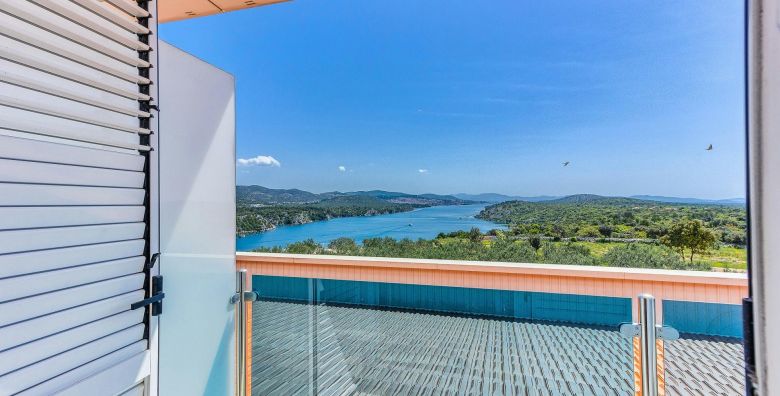 Djeca - Akcija, popust i sniženje. (ponuda: 258032)