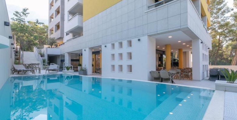 Hotel Antonio Makarska  1 svibanj za dvoje Makarska Dalmacija Hrvatska  276 EUR  2x nocenje u dvokrevetnoj Standard sobi za 2 osobe Dorucak