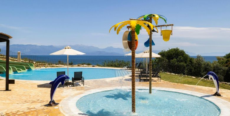 Hotel Sunrise Village  All inclusive obiteljsko ljeto Petalidi Messinia Grcka  1 189 EUR  7x nocenje u dvokrevetnoj sobi s balkonom ili terasom bungalov za 2 osobe 2 djece do 12 99 godina besplatno  All inclusive